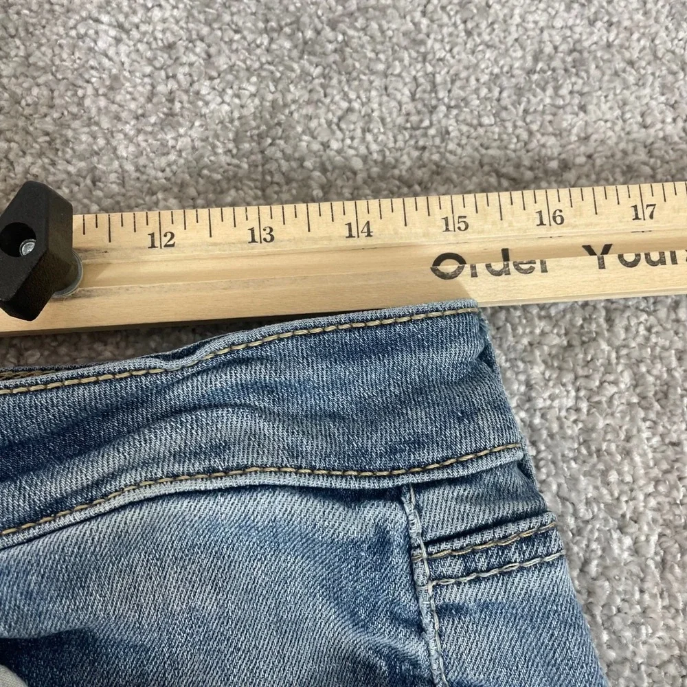Silver Jeans visible pink